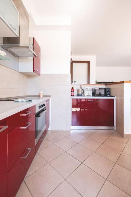 Bright Downtown Balcony Retreat Appartement Boedapest Buitenkant foto